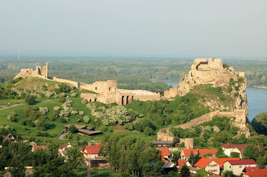 Devin Castle, Dominik Bugar.jpg