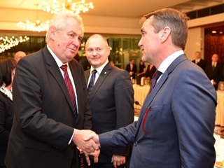 vec04.jpg